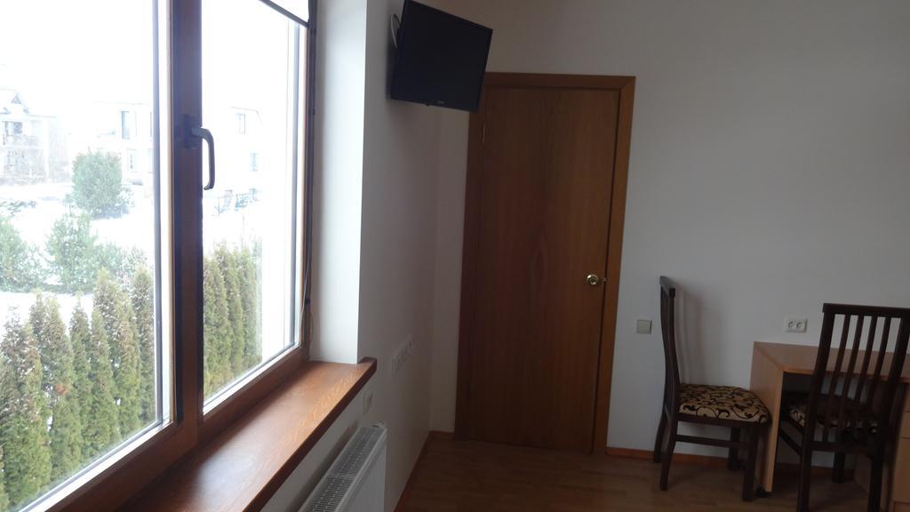Vidu Guest House Utena Exterior photo