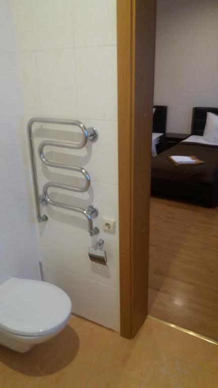 Vidu Guest House Utena Exterior photo