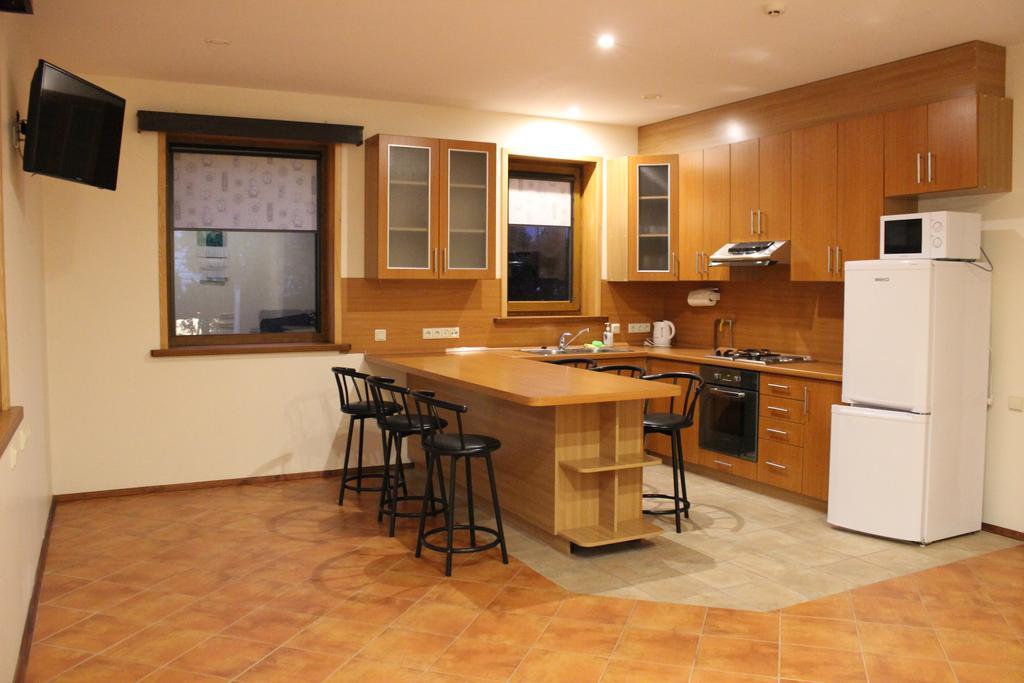 Vidu Guest House Utena Exterior photo