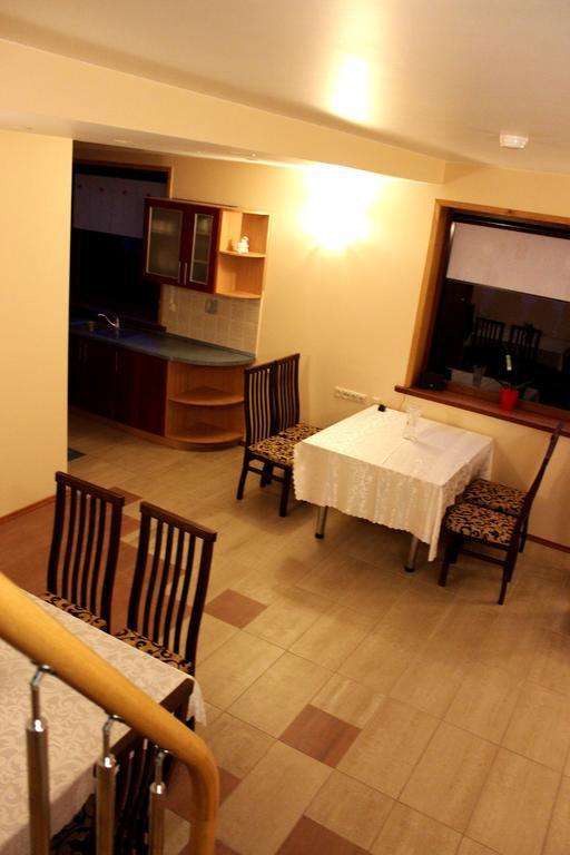 Vidu Guest House Utena Exterior photo